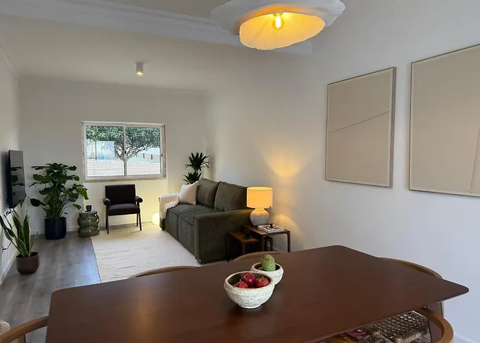 Stylish Ocean-view House Near Ericeira 公寓